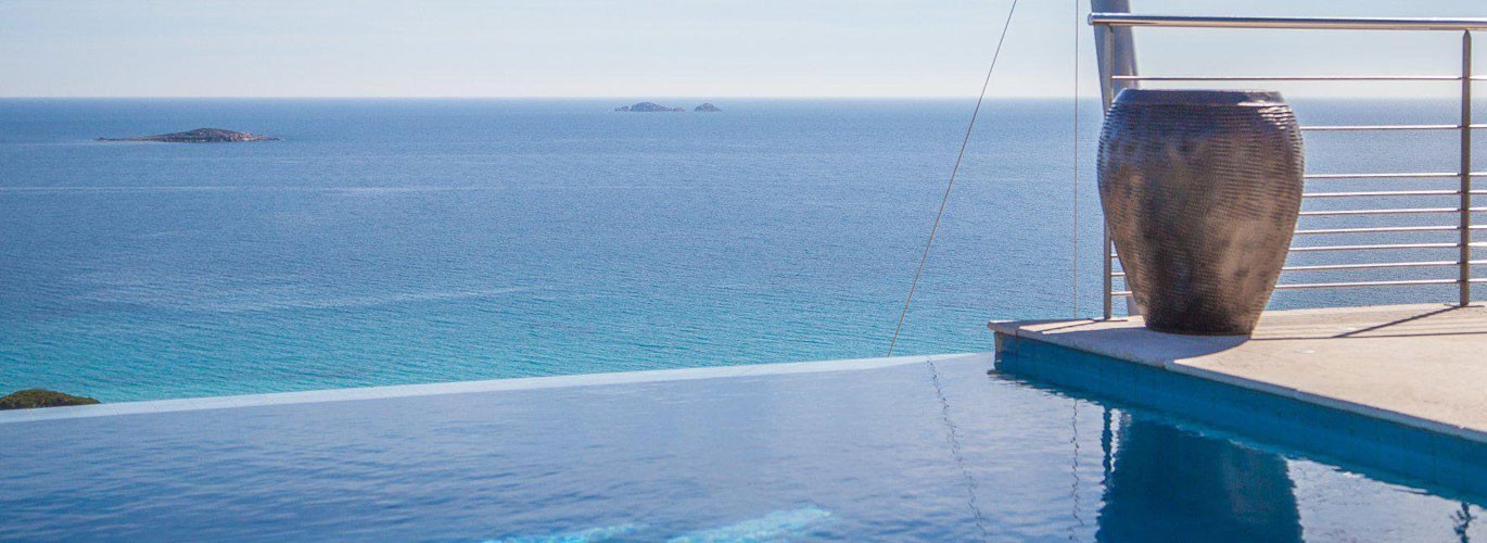 Location villa avec piscine en Corse