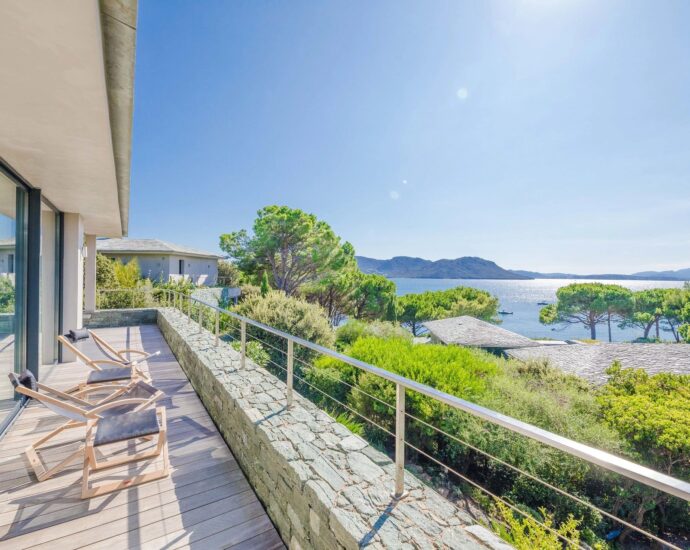 Porto Vecchio, Domaine de Cala Rossa, Villa 4 chambres, piscine, vue mer,