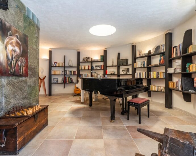 Saint-Florent, Domaine d&rsquo;exception, 8 chambres, plage à pied, piscine, vue mer panoramique