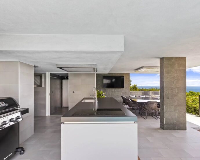 Propriété d&rsquo;exception, Pinarello, Vue mer Panoramique, plage à pied