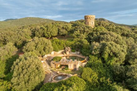 Propriano, Olmeto, Tour Génoise, 3 bedrooms, swimming pool, panoramic sea view, close to the beach