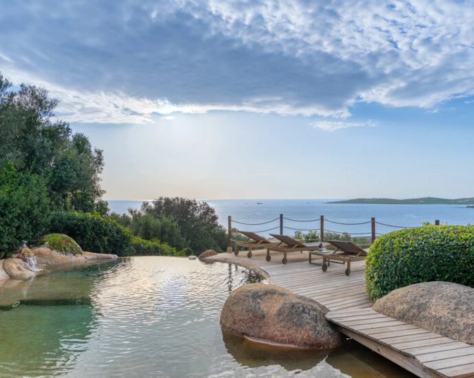 Propriano, Olmeto, Tour Génoise, 3 bedrooms, swimming pool, panoramic sea view, close to the beach