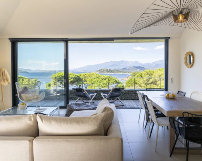 Porto Vecchio, Domaine de Cala Rossa, Villa 4 chambres, piscine, vue mer,