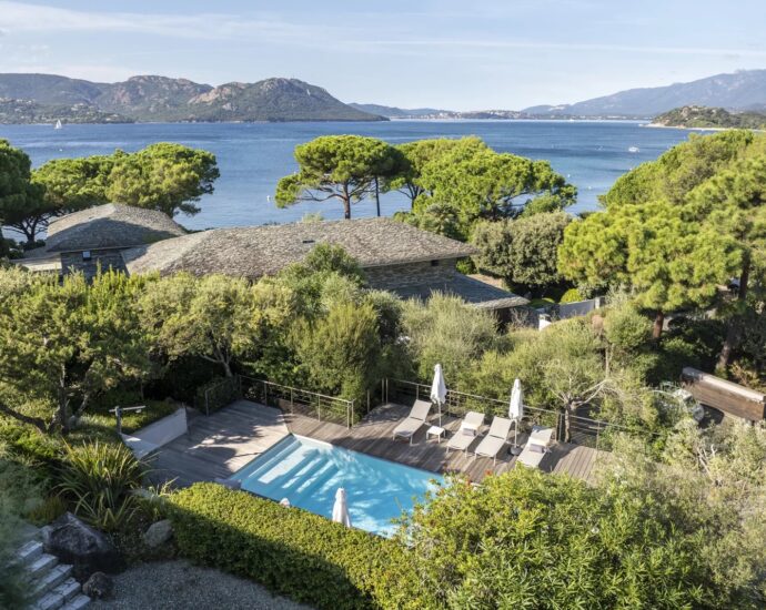 Porto Vecchio, Domaine de Cala Rossa, Villa 4 chambres, piscine, vue mer,