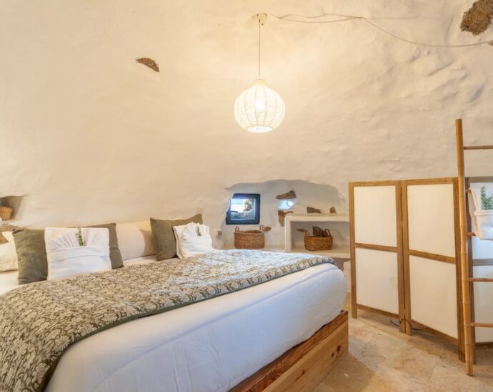 Propriano, Olmeto, Tour Génoise, 3 bedrooms, swimming pool, panoramic sea view, close to the beach