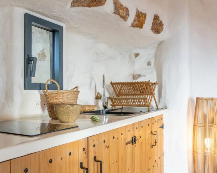 Propriano, Olmeto, Tour Génoise, 3 bedrooms, swimming pool, panoramic sea view, close to the beach