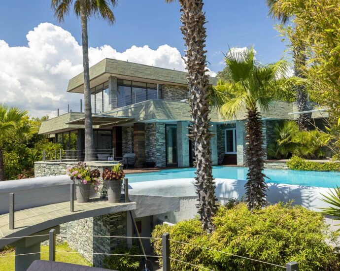 Propriété d&rsquo;exception, Pinarello, Vue mer Panoramique, plage à pied