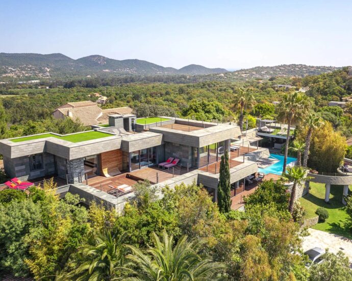Propriété d&rsquo;exception, Pinarello, Vue mer Panoramique, plage à pied