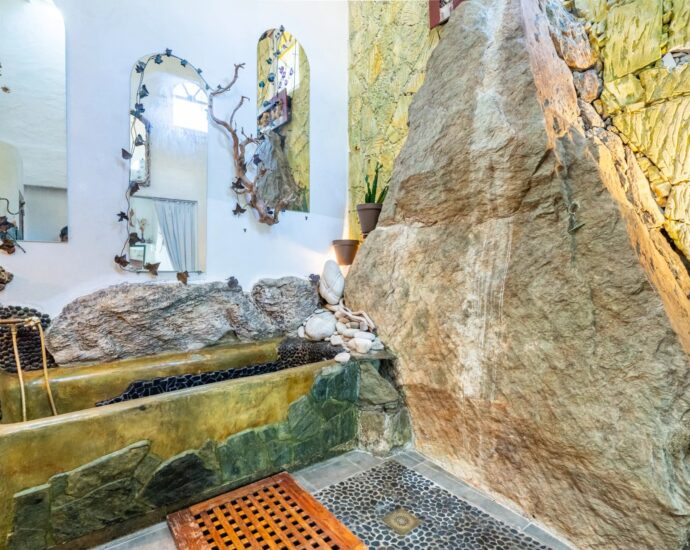 Saint-Florent, Domaine d&rsquo;exception, 8 chambres, plage à pied, piscine, vue mer panoramique