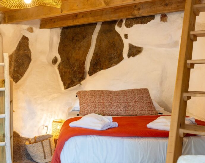 Propriano, Olmeto, Tour Génoise, 3 bedrooms, swimming pool, panoramic sea view, close to the beach