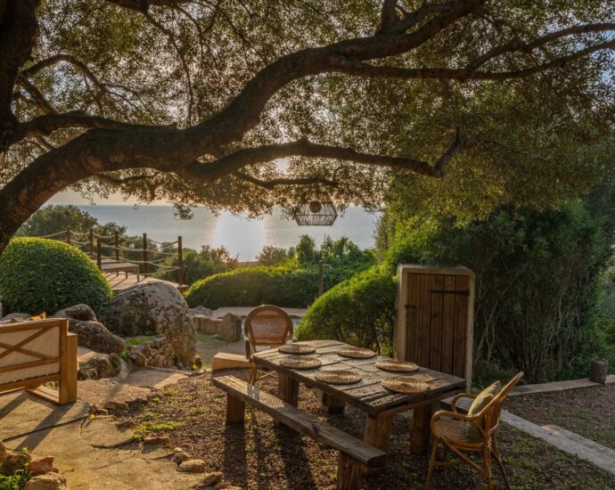 Propriano, Olmeto, Tour Génoise, 3 bedrooms, swimming pool, panoramic sea view, close to the beach