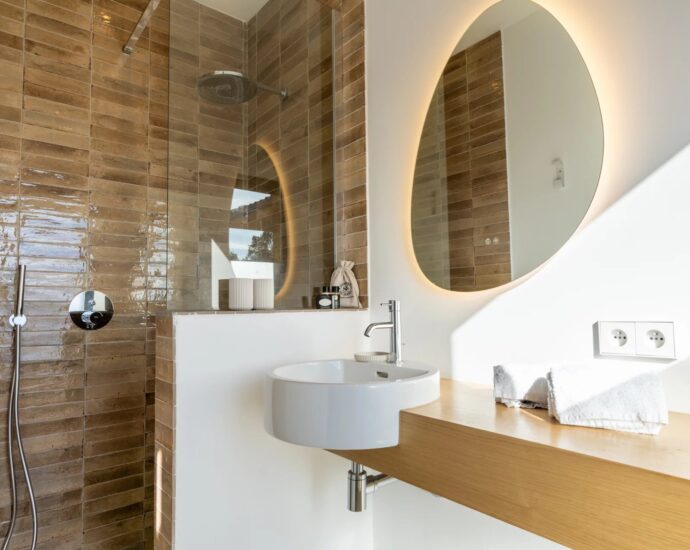 Pianottoli-Caldarello, 4 bedroom villa, pool, mountain views, close to the beach