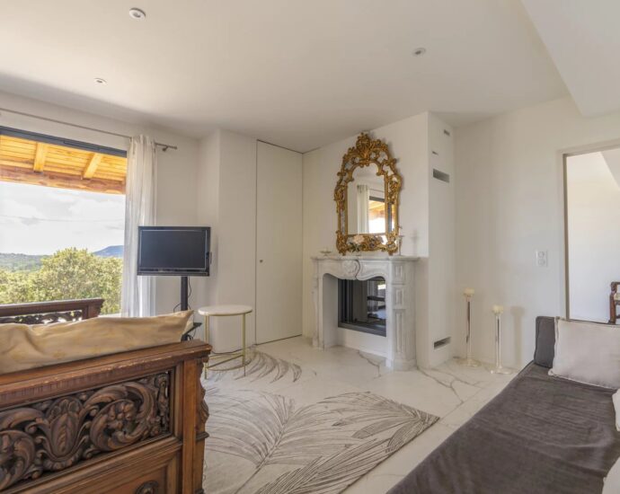 Sainte-Lucie, villa 3 chambres, piscine, vue mer et montagnes, non loin des plages