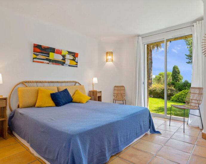 Punta d’Arasu, villa 5 chambres, vue mer, plage à pied, Villa Punta RL319