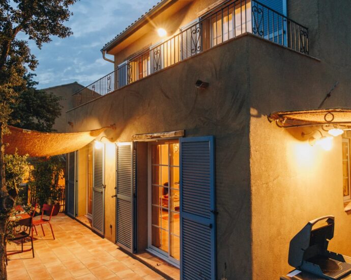 Balagne, Pigna, Villa 3 chambres, piscine, plage à pied