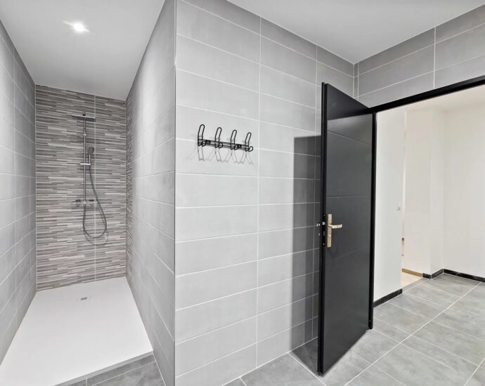 Ajaccio, 7 bedrooms, swimming pool, sea view