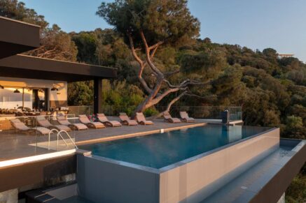 Ajaccio, Villa avec vue mer panoramique, 7 chambres, piscine, proche plage