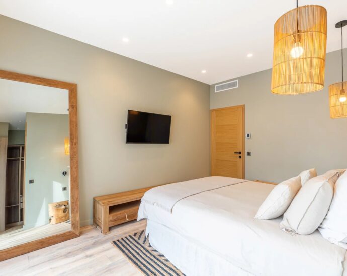 Domaine privé, villa 5 chambres, piscine, plage à pied, Villa Arena