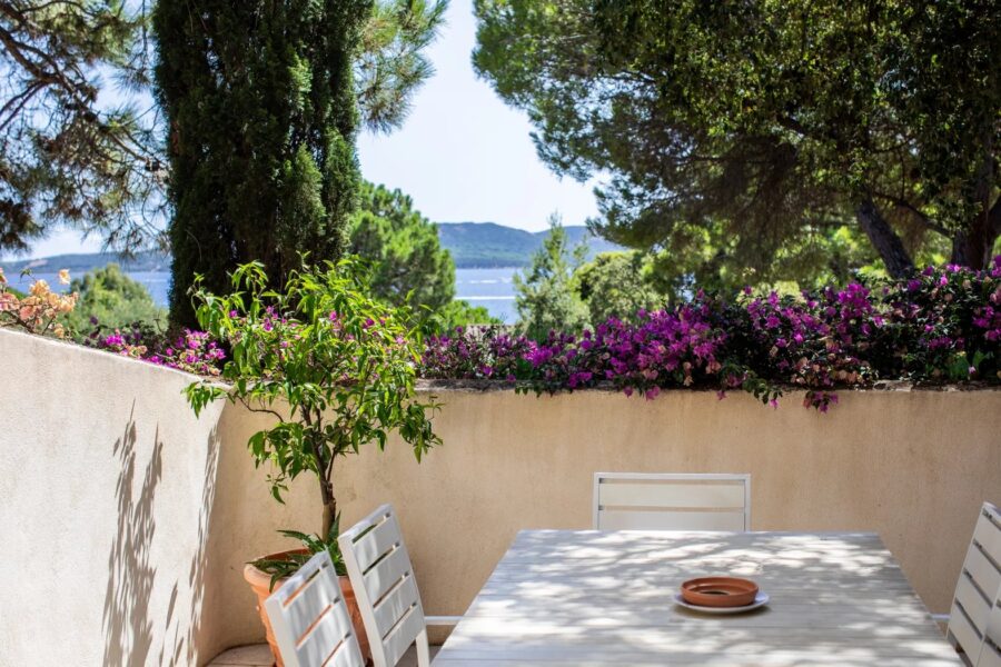 Domaine de Cala Rossa, semi-detached villa, walking distance to the beach, sea view, close to the beach