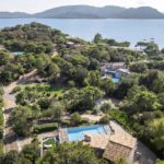 Estate of Cala Rossa, Villa 4 bedrooms, pool, sea view and close to the beach