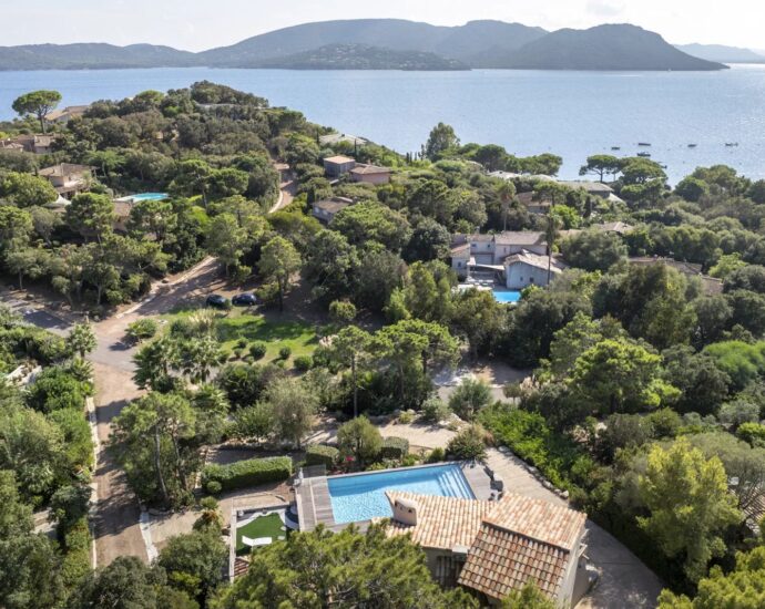 Domaine de Cala Rossa, Villa 4 chambres, piscine, vue mer et proche plage