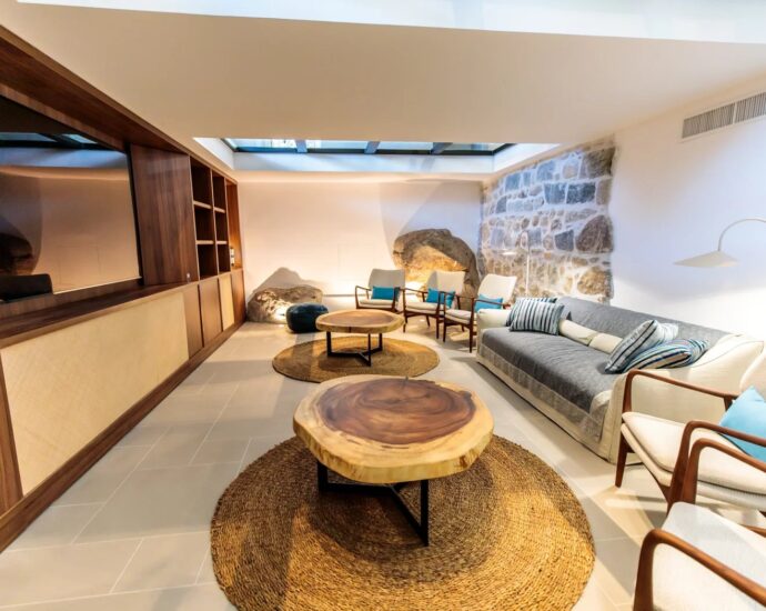 Domaine de Cala Rossa, villa 6 chambres et 1 dortoir, piscine, vue mer, plage à pied, Villa Lazuli