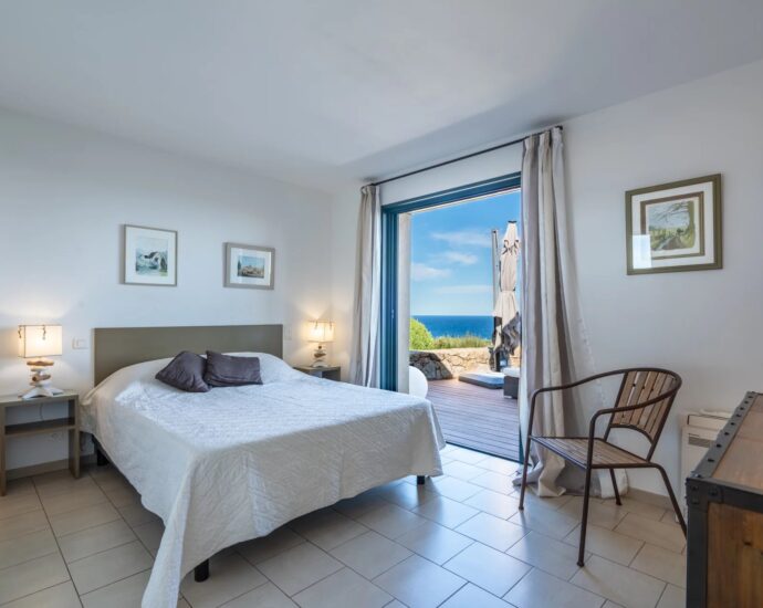 Corbara, Villa vue mer panoramique, 4 chambres, piscine, proche plage