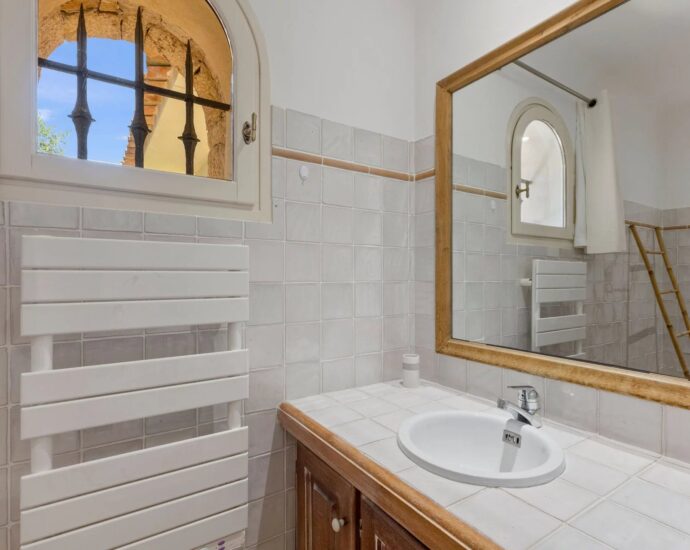 Punta d’Arasu, villa 5 chambres, vue mer, plage à pied, Villa Punta RL319