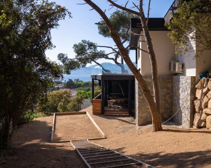 Ajaccio, 7 bedrooms, swimming pool, sea view