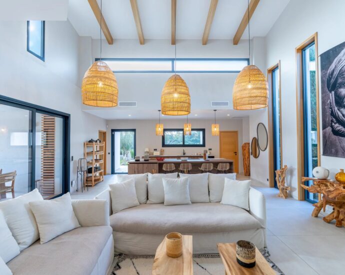 Domaine privé, villa 5 chambres, piscine, plage à pied, Villa Arena