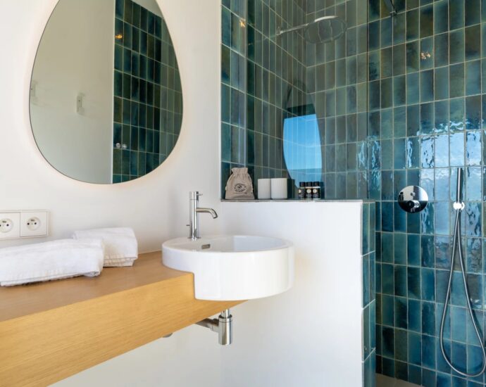 Pianottoli-Caldarello, 4 bedroom villa, pool, mountain views, close to the beach