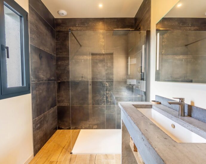 Domaine privé, villa 5 chambres, piscine, plage à pied, Villa Arena