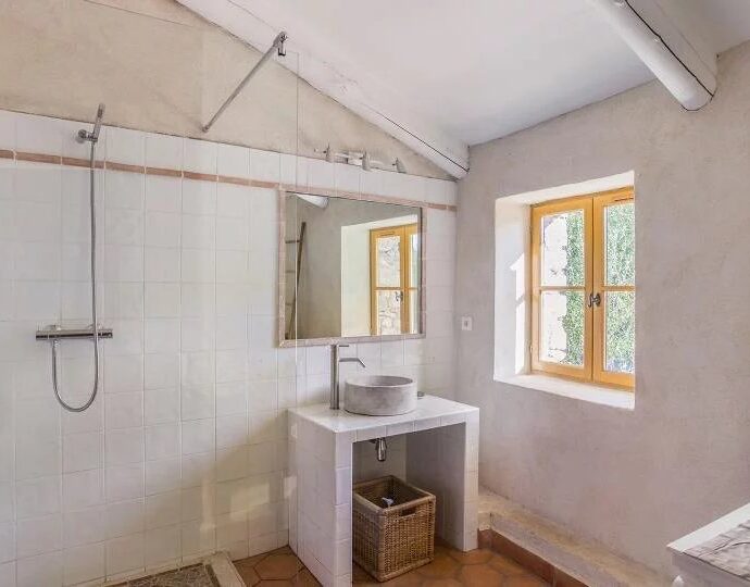 Proche Ile-Rousse, Villa 7 chambres, vue montagnes, piscine.