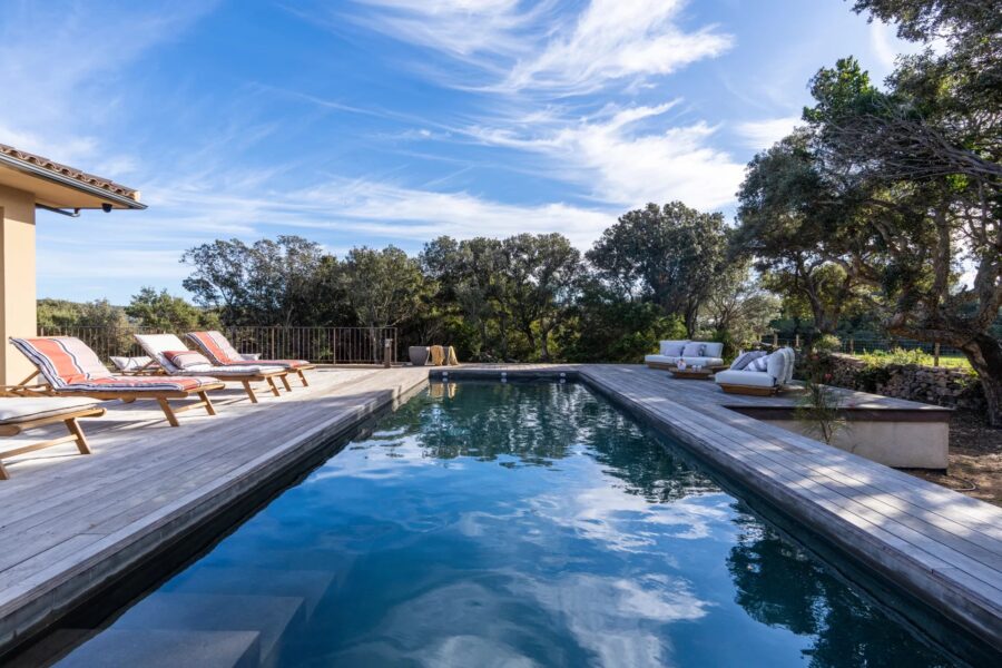 Pianottoli-Caldarello, 4 bedroom villa, pool, mountain views, close to the beach