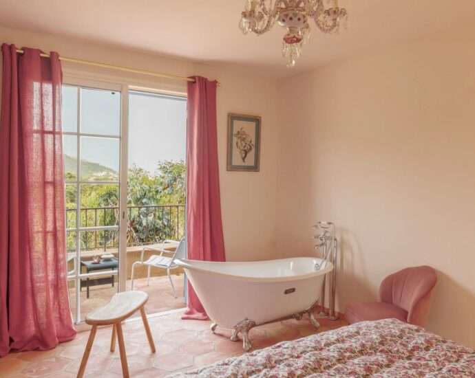 Balagne, Pigna, Villa 3 chambres, piscine, plage à pied