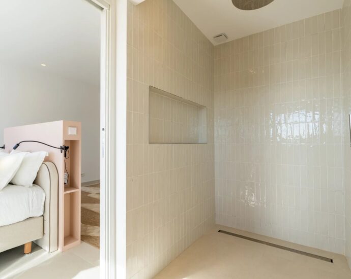 Pianottoli-Caldarello, Villa 4 chambres, piscine, vue montagne, proche plage