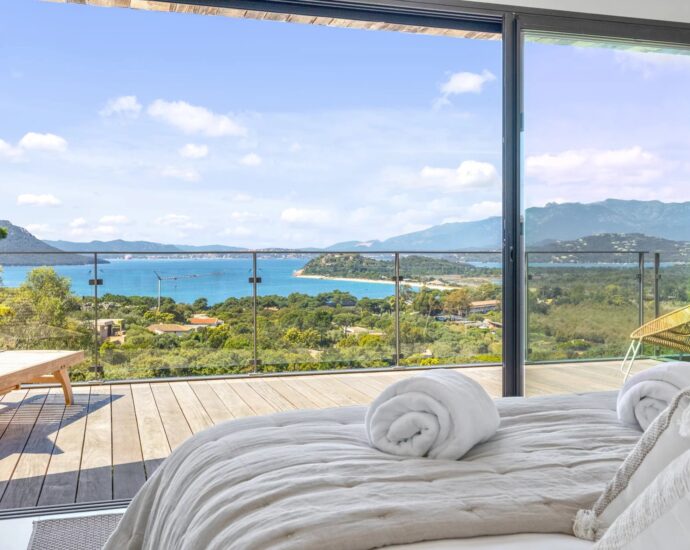 Domaine de Cala Rossa, villa 6 chambres, piscine, vue mer