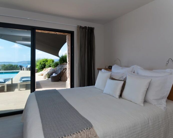 Porto Vecchio, Arasu/Cirindinu, villa 5 chambres, piscine et vue mer