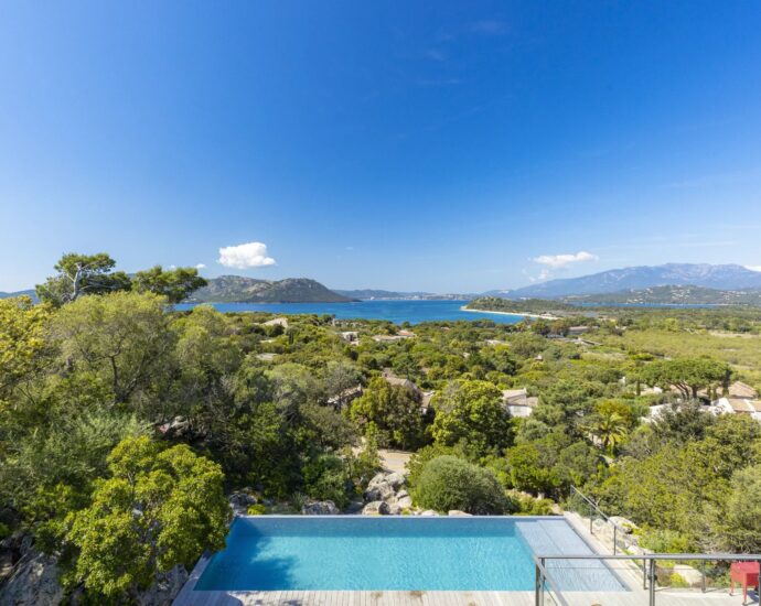 Domaine de Cala Rossa, villa 6 chambres, piscine, vue mer