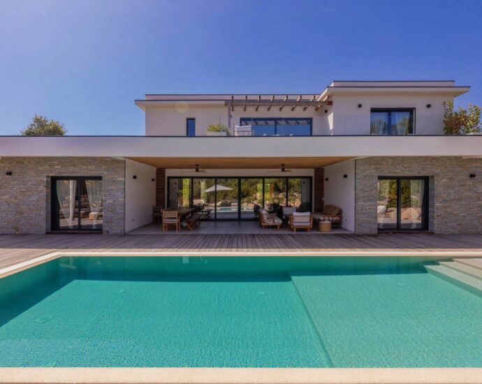 Domaine privé, villa 5 chambres, piscine, plage à pied, Villa Arena