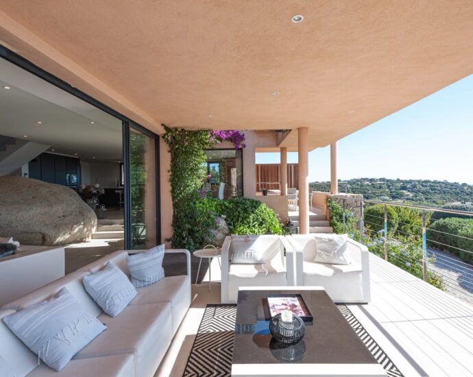 Porto Vecchio, Arasu/Cirindinu, villa 5 chambres, piscine et vue mer