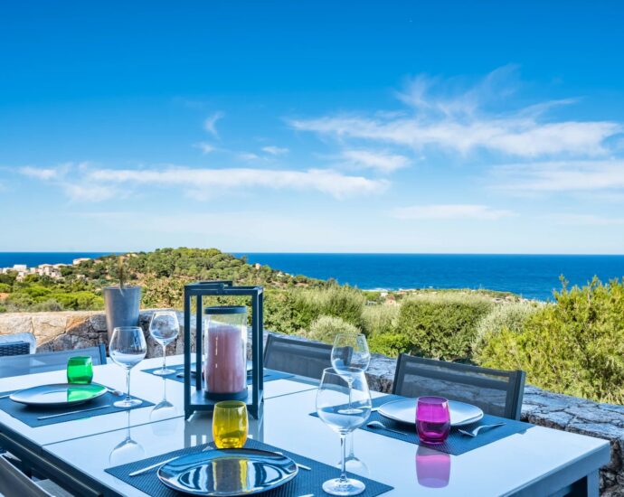 Corbara, Villa vue mer panoramique, 4 chambres, piscine, proche plage