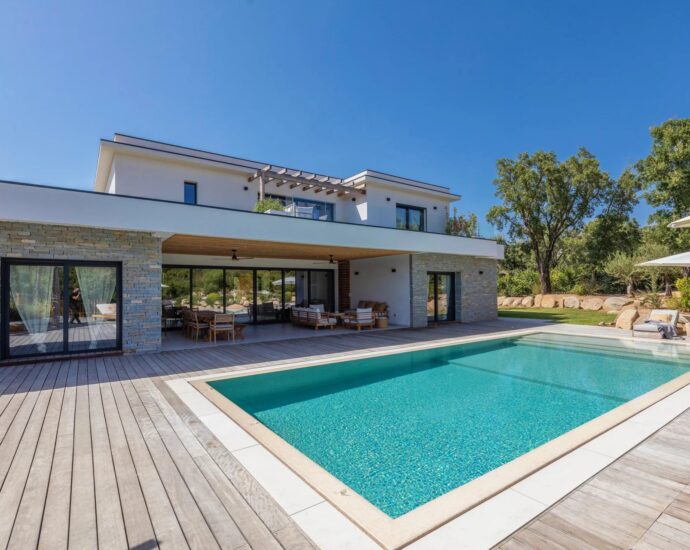 Domaine privé, villa 5 chambres, piscine, plage à pied, Villa Arena