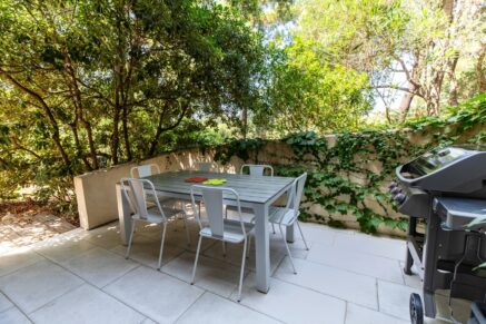 Domaine de Cala Rossa, semi-detached villa, walking distance to the beach, sea view, close to the beach