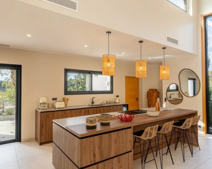 Domaine privé, villa 5 chambres, piscine, plage à pied, Villa Arena