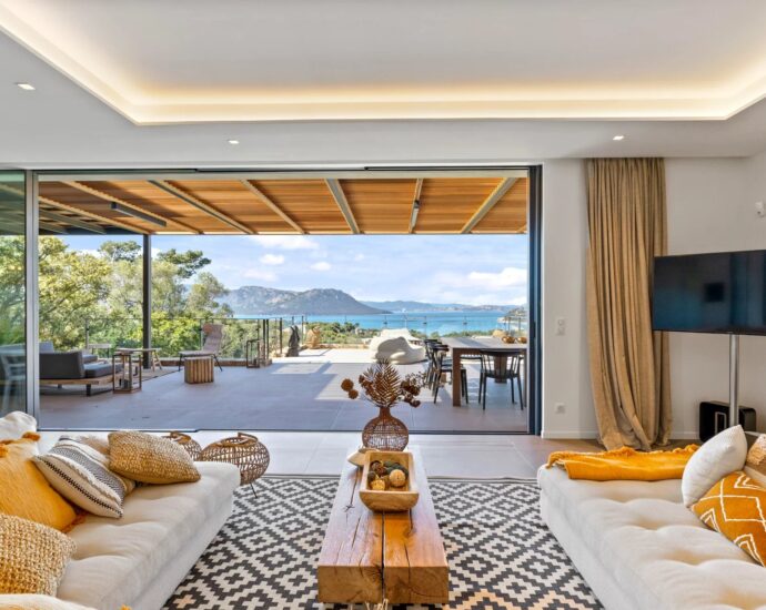 Domaine de Cala Rossa, villa 6 chambres, piscine, vue mer