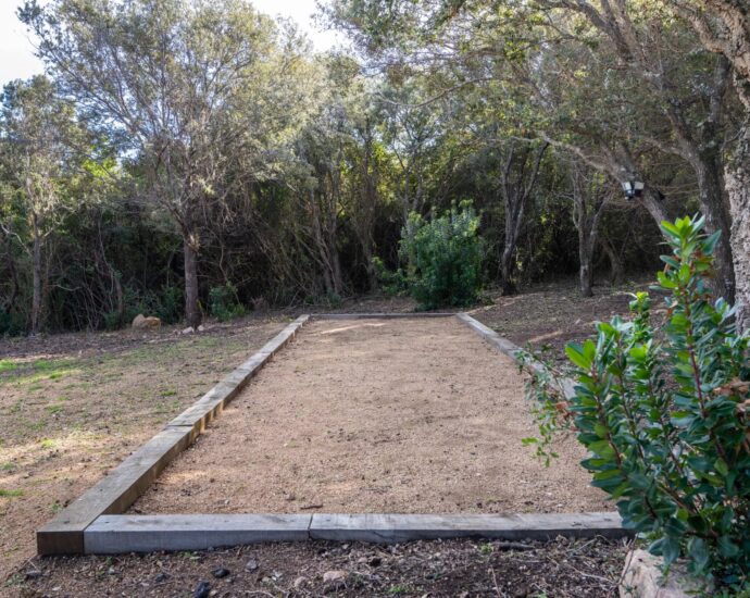 Pianottoli-Caldarello, 4 bedroom villa, pool, mountain views, close to the beach