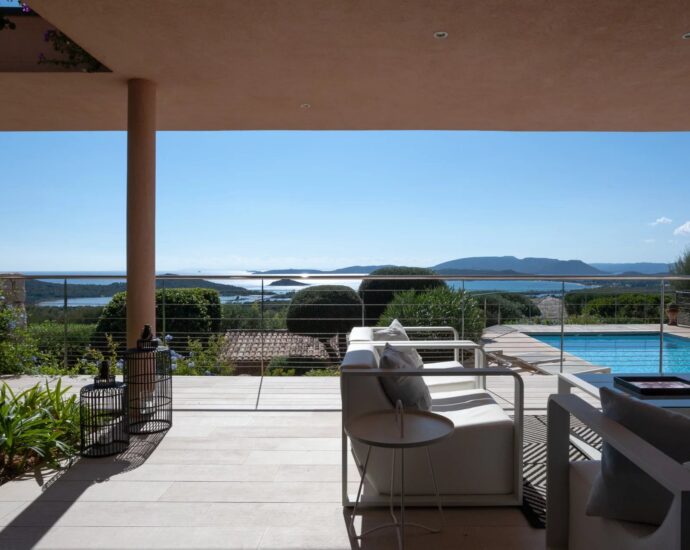 Porto Vecchio, Arasu/Cirindinu, villa 5 chambres, piscine et vue mer