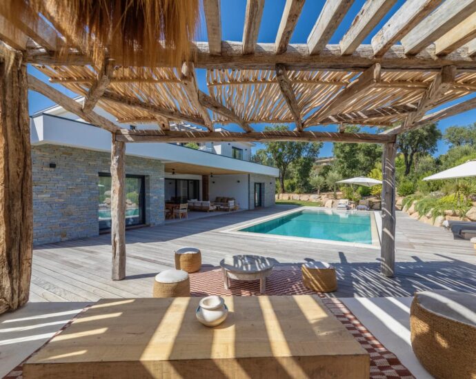 Domaine privé, villa 5 chambres, piscine, plage à pied, Villa Arena