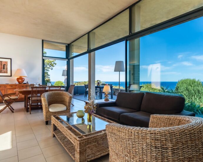 Corbara, Villa vue mer panoramique, 4 chambres, piscine, proche plage